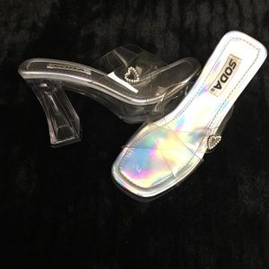 Woman’s Silver high heels